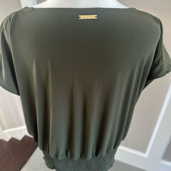 Michael Kors green, pullover top with lace shoulder accent. - Picture 6 of 6